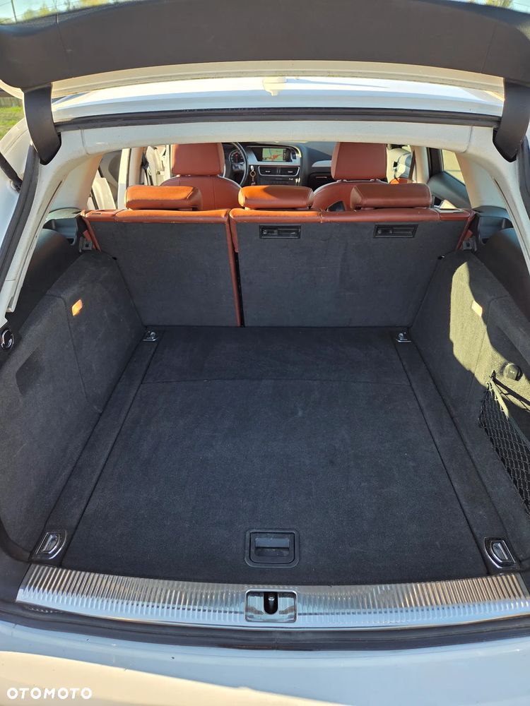 Audi A4 Avant 2.0 TDI DPF Ambiente - 12