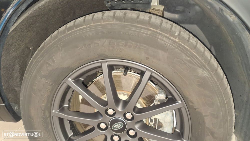 Land Rover Discovery Sport - 13