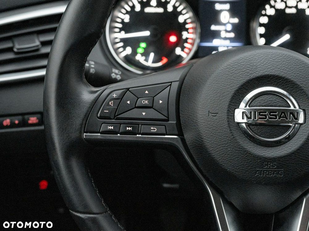 Nissan Qashqai 1.3 DIG-T Acenta - 17