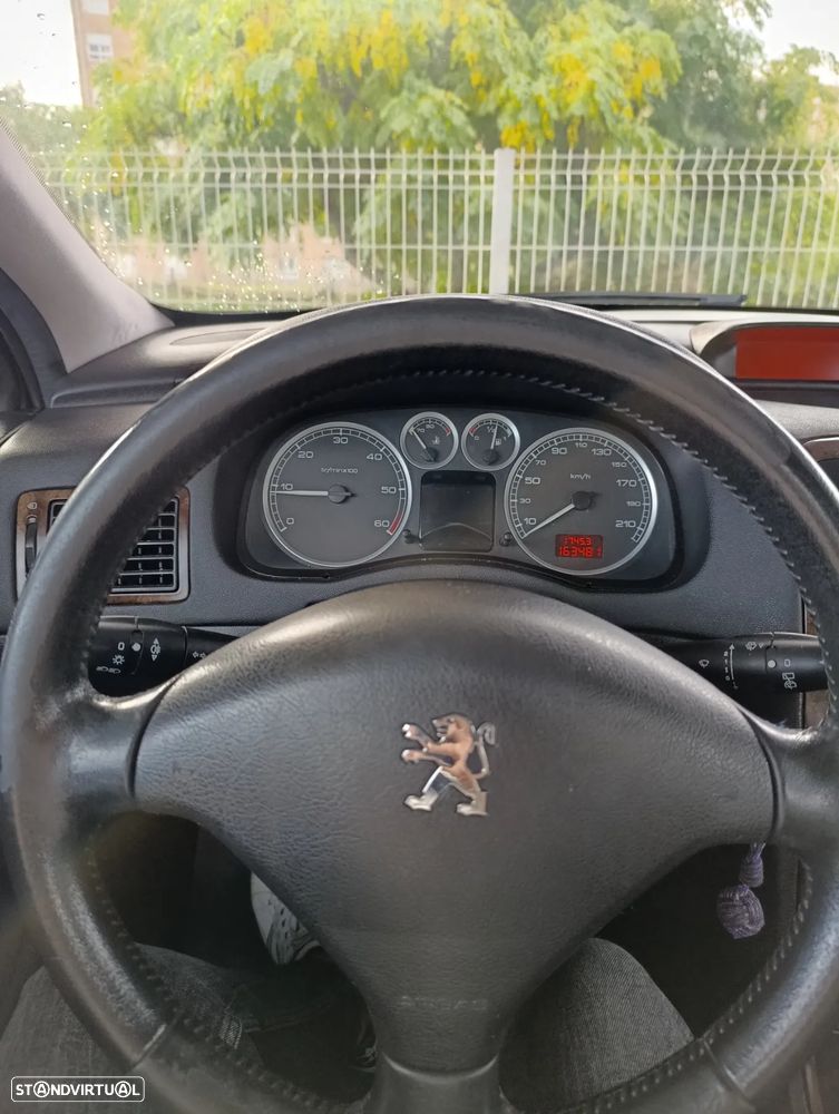 Peugeot 307 Break - 12
