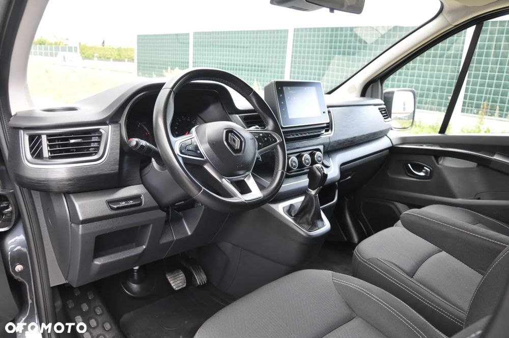 Renault Trafic - 23