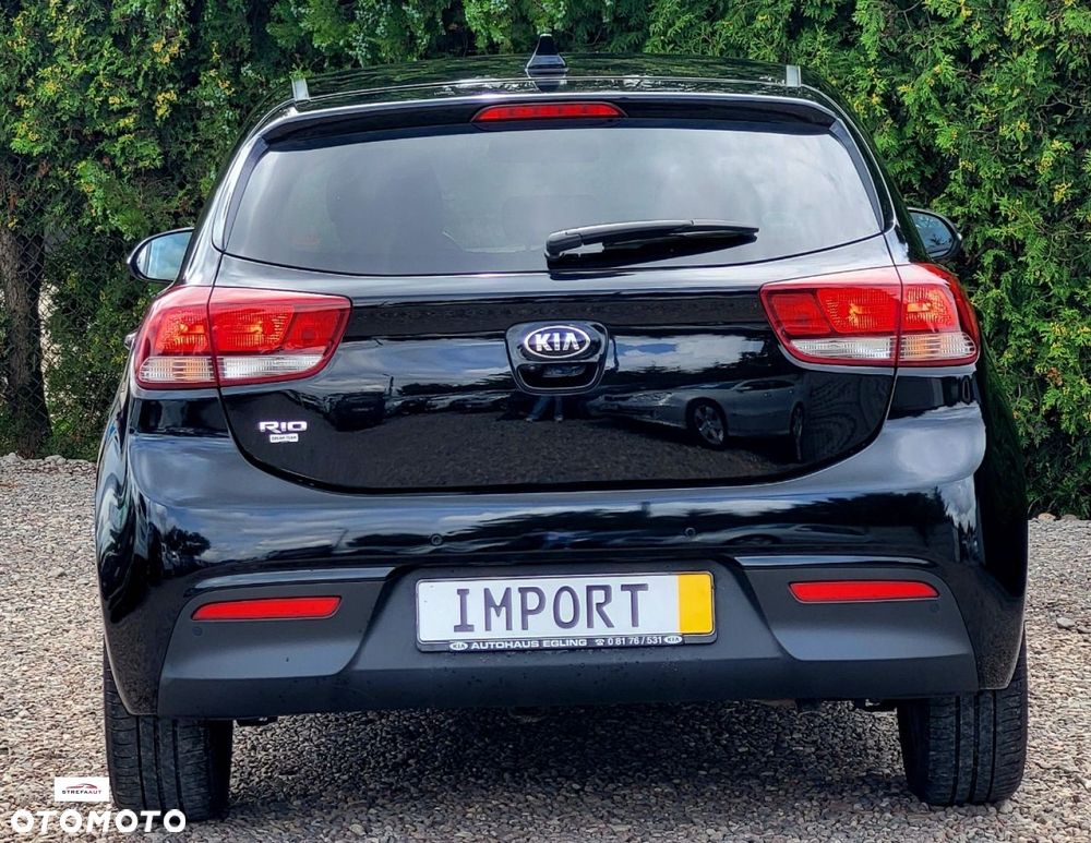 Kia Rio - 15