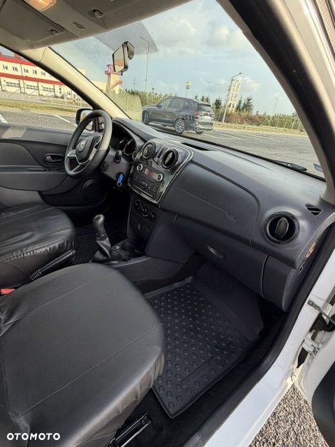 Dacia Sandero 1.0 TCe Laureate S&S - 28