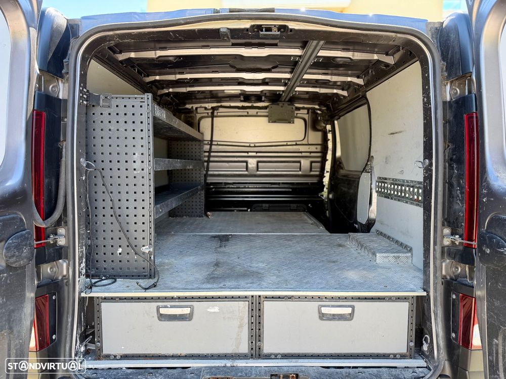Renault Traffic - 18