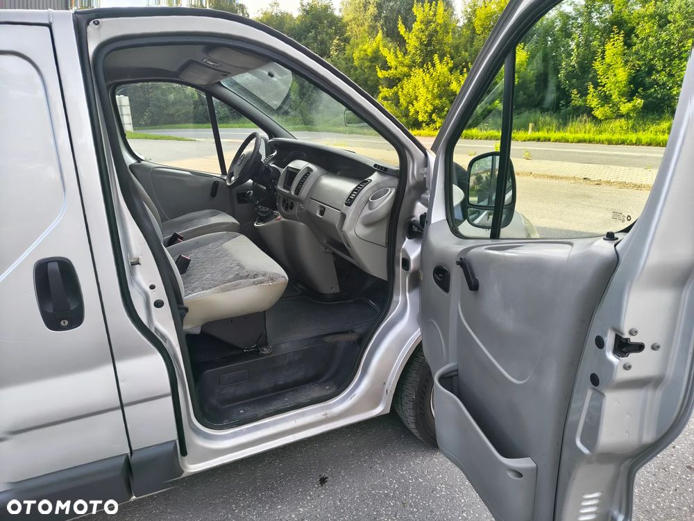 Opel Vivaro 1.9cdti - 12