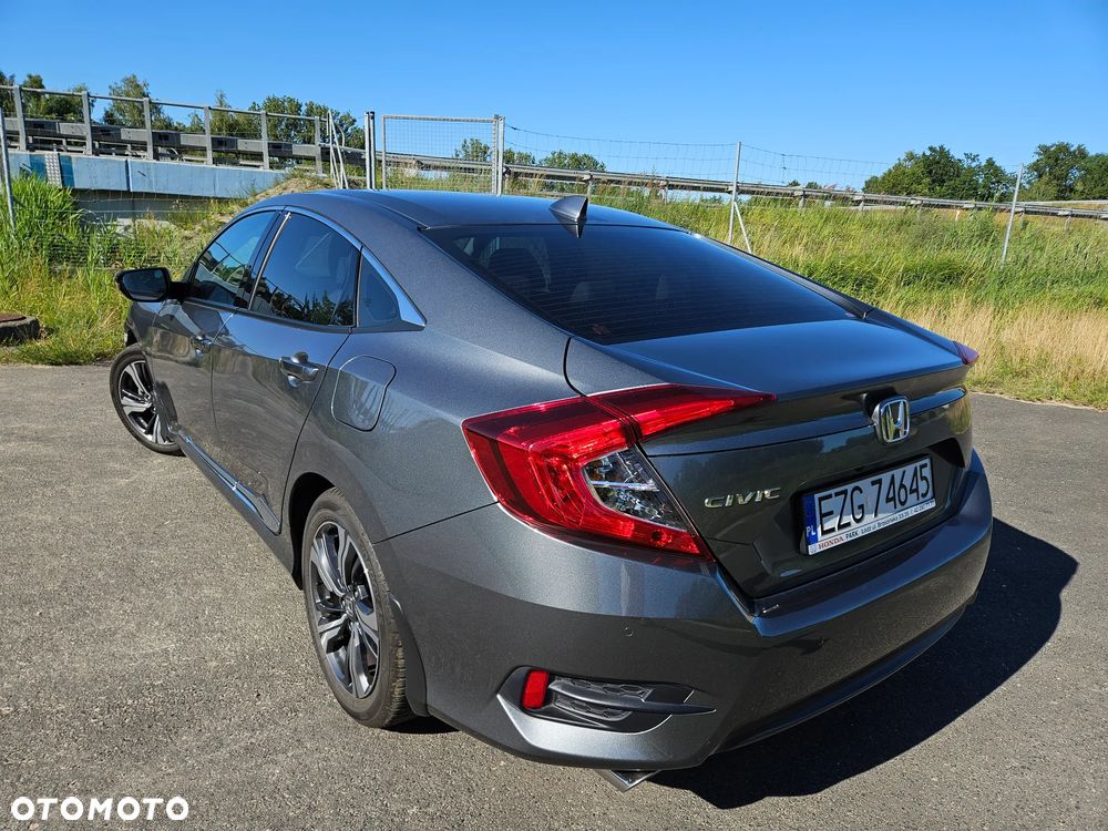 Honda Civic 1.5 T Executive CVT - 12