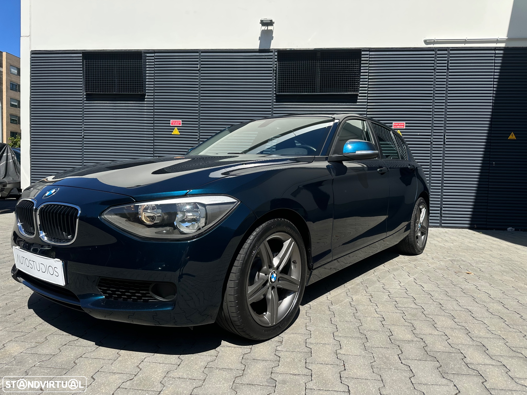 BMW 116 d EDynamics Line Urban - 4