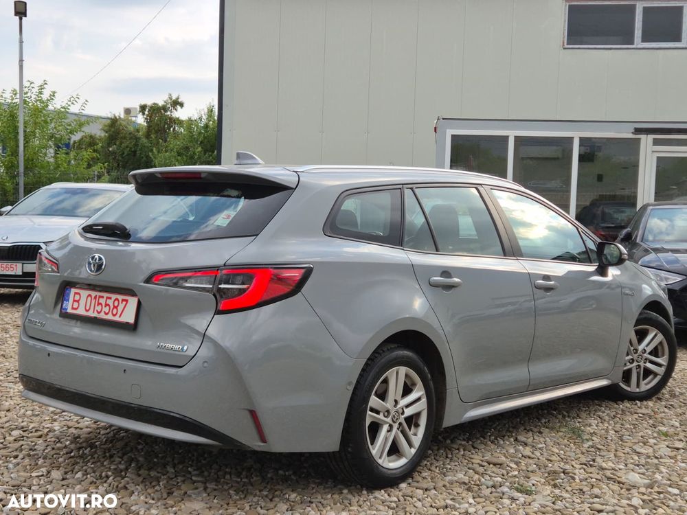 Toyota Corolla - 2