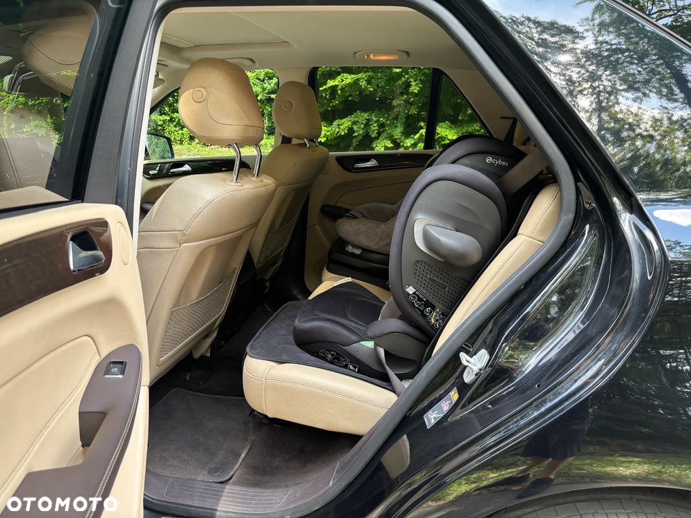 Mercedes-Benz GLE - 10