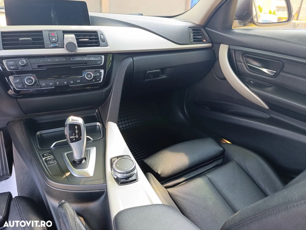 BMW Seria 3 318d Aut. - 14