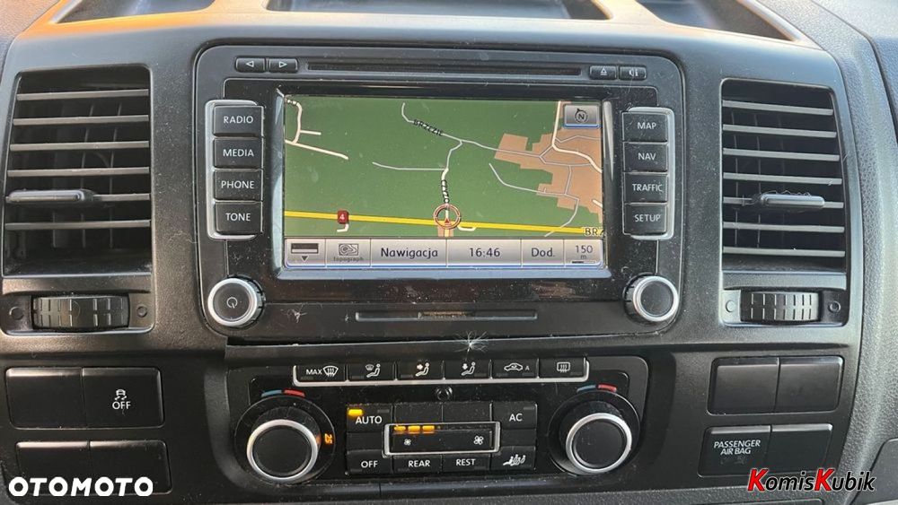 Volkswagen Caravelle - 18