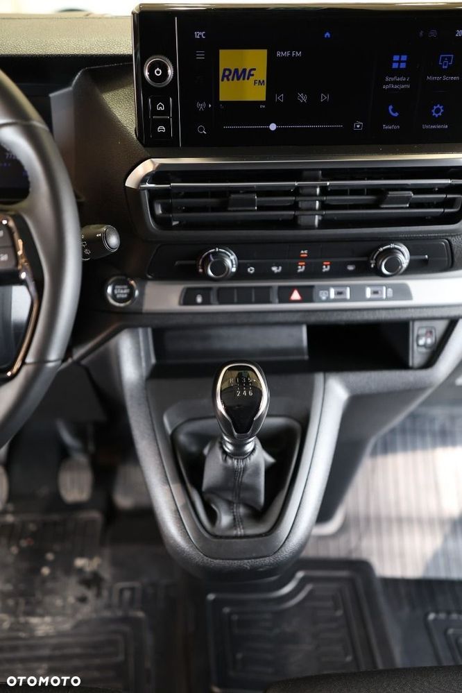 Toyota Proace Verso - 24