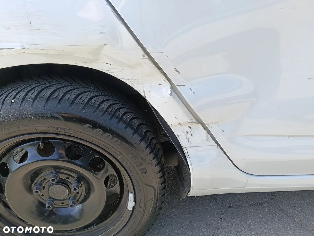 Skoda Octavia 1.6 TDI Premium Edition - 9