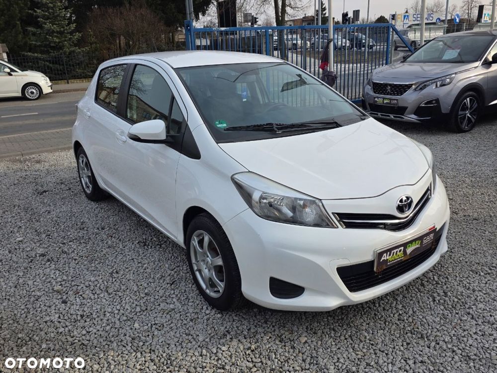 Toyota Yaris - 31