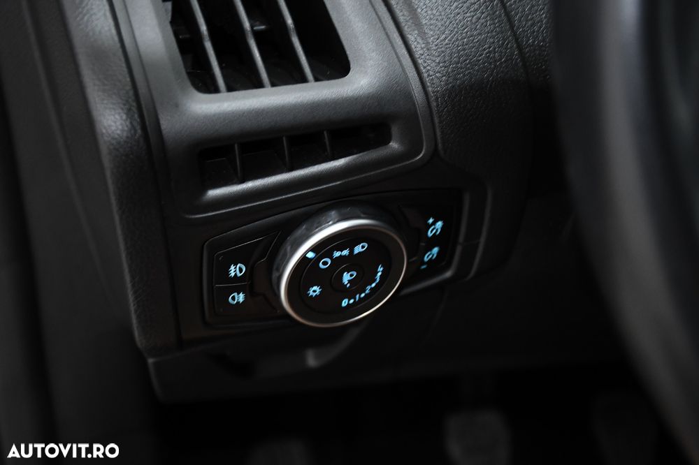 Ford Focus 1.5 EcoBoost Start-Stopp-System Business Edition - 24
