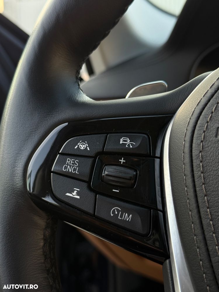 BMW Seria 5 - 28