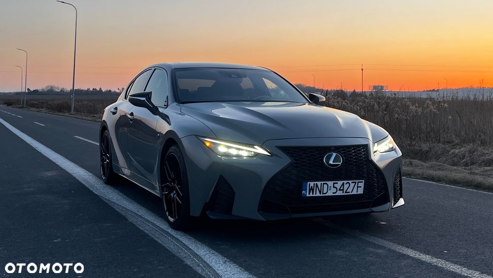 Lexus IS - 1