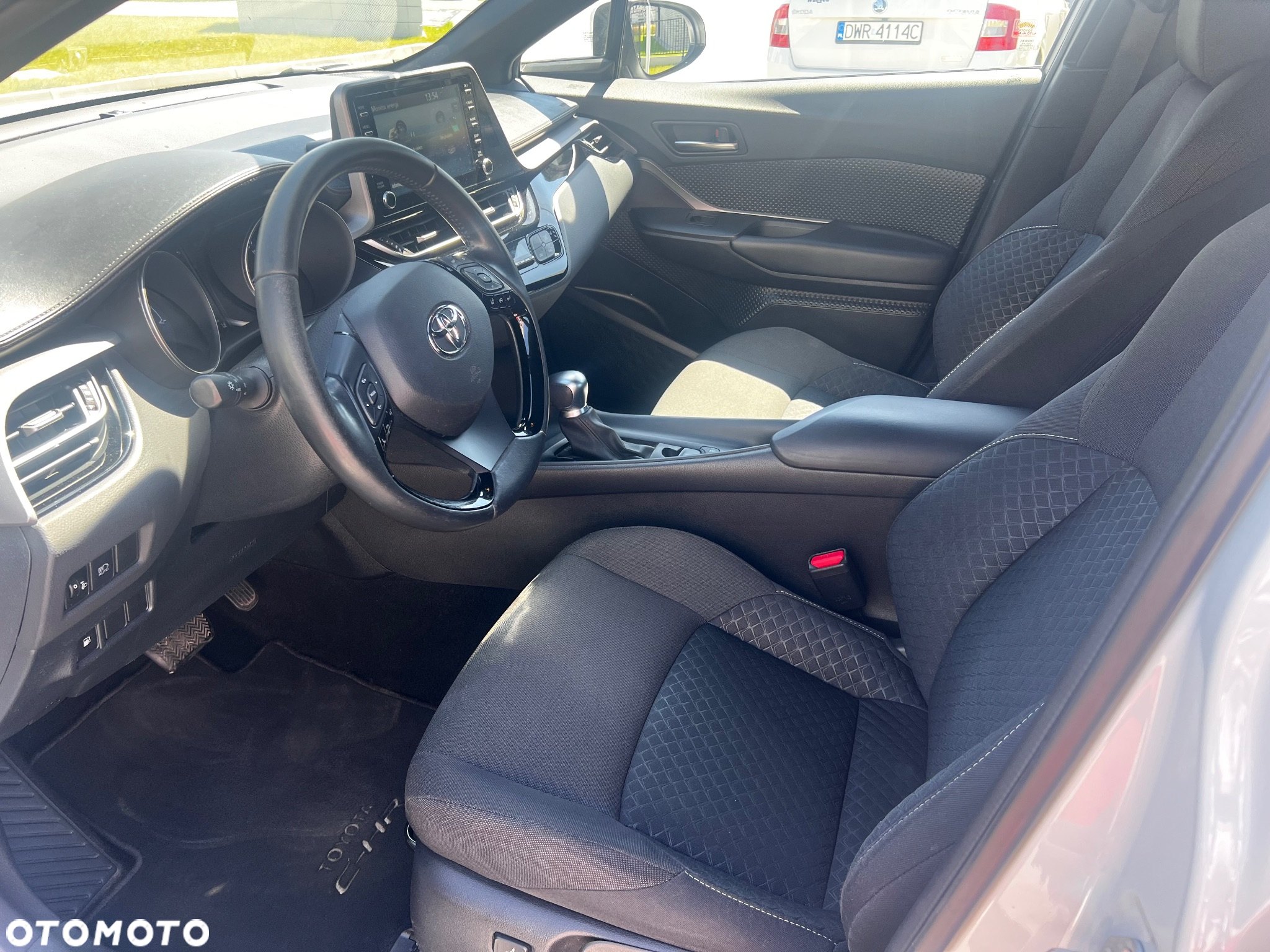Toyota C-HR 1.8 Hybrid Business Edition - 8