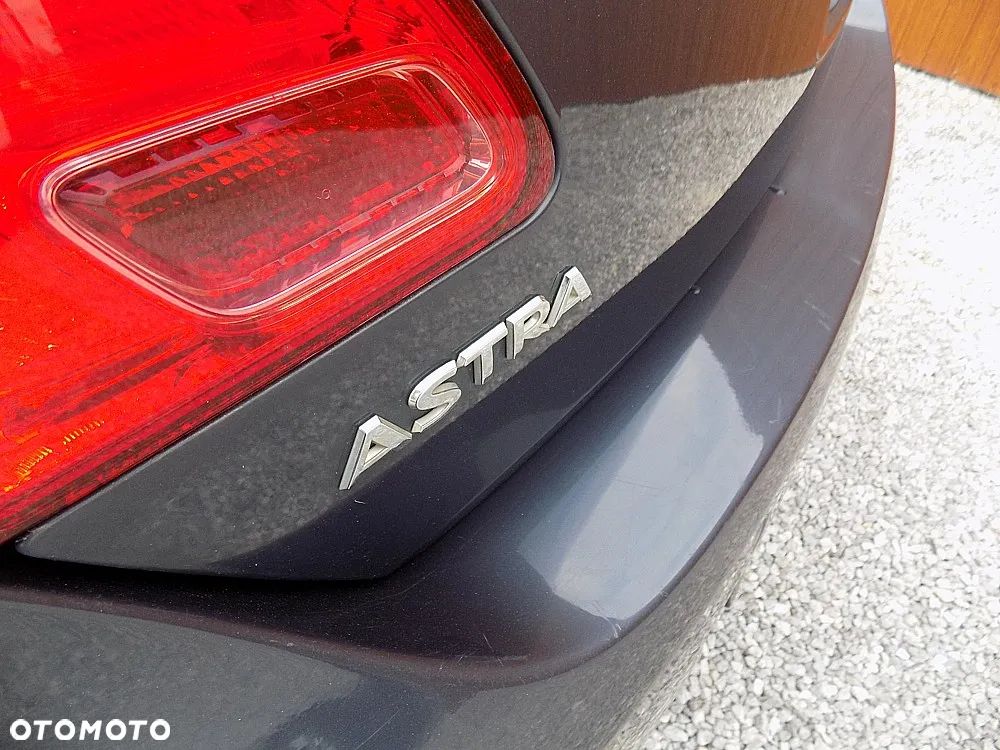 Opel Astra 1.7 CDTI DPF - 26