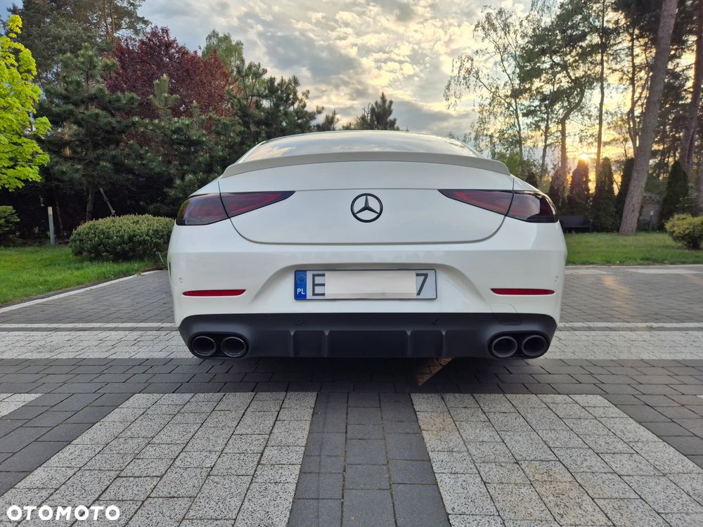 Mercedes-Benz CLS - 9