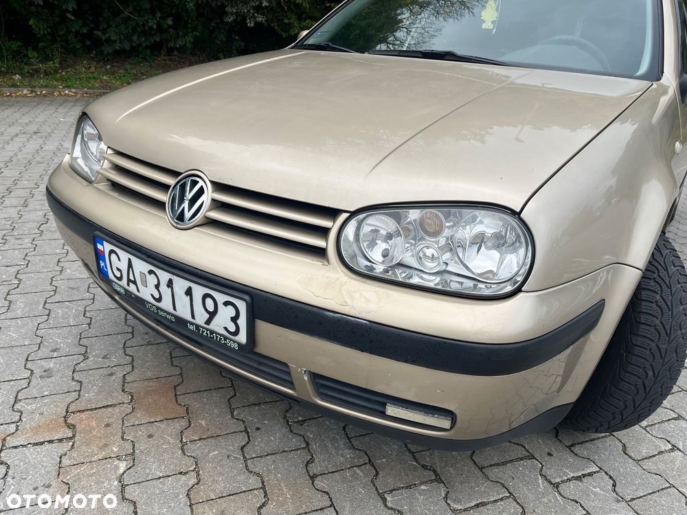 Volkswagen Golf - 2