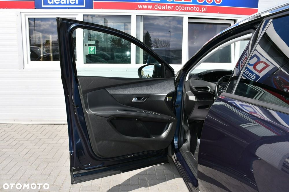 Peugeot 5008 - 32