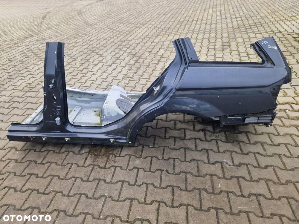 MERCEDES W204 KOMBI ĆWIARTKA LEWA TYŁ - 1