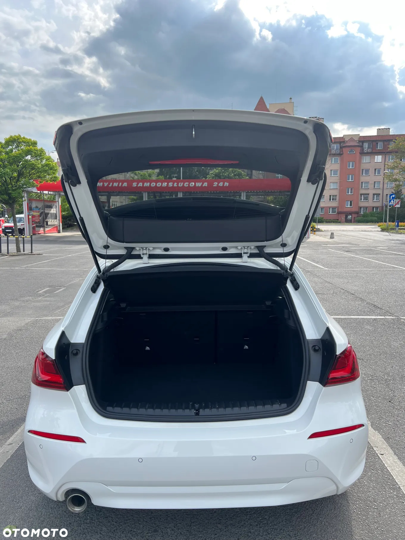 BMW Seria 1 118i - 13
