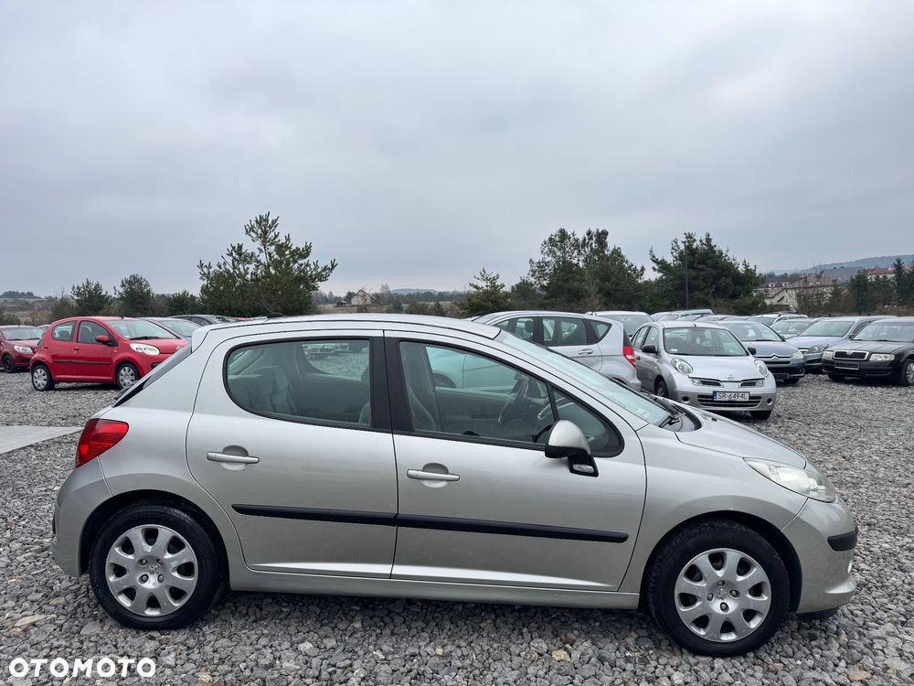 Peugeot 207 1.4 HDi Trendy - 4