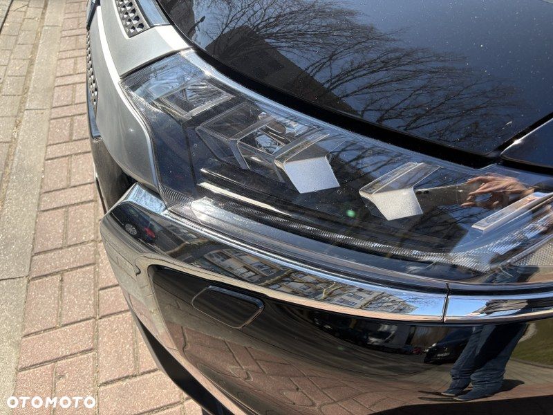 Mitsubishi Outlander 2.0 Intense + SDA 4WD CVT - 33