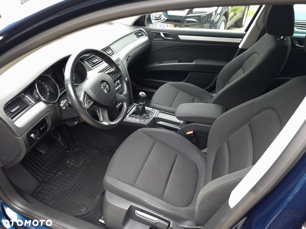 Skoda Superb 2.0 TDI Ambition - 12