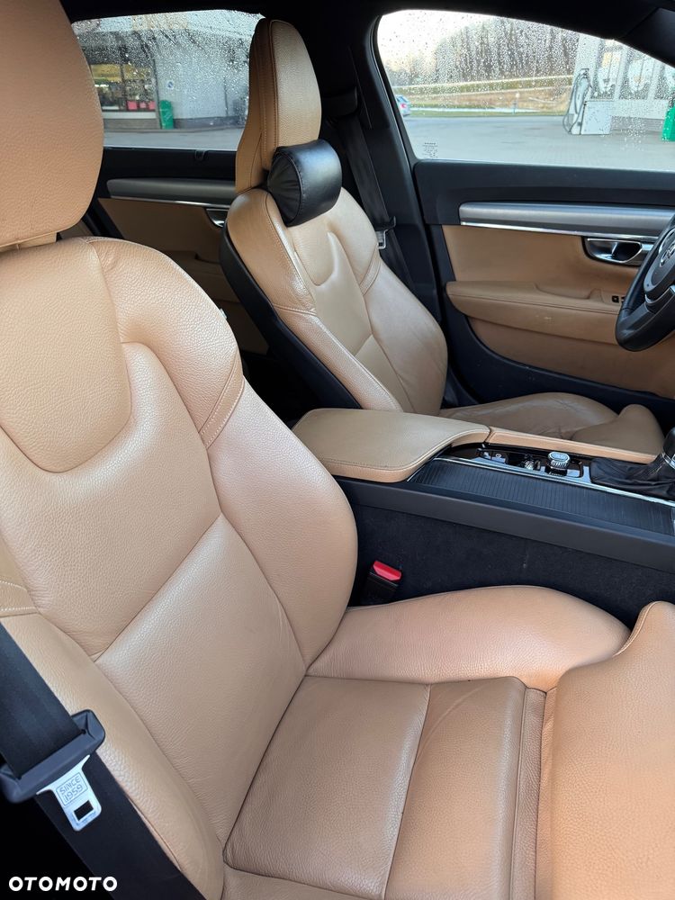 Volvo V90 D3 Momentum - 9
