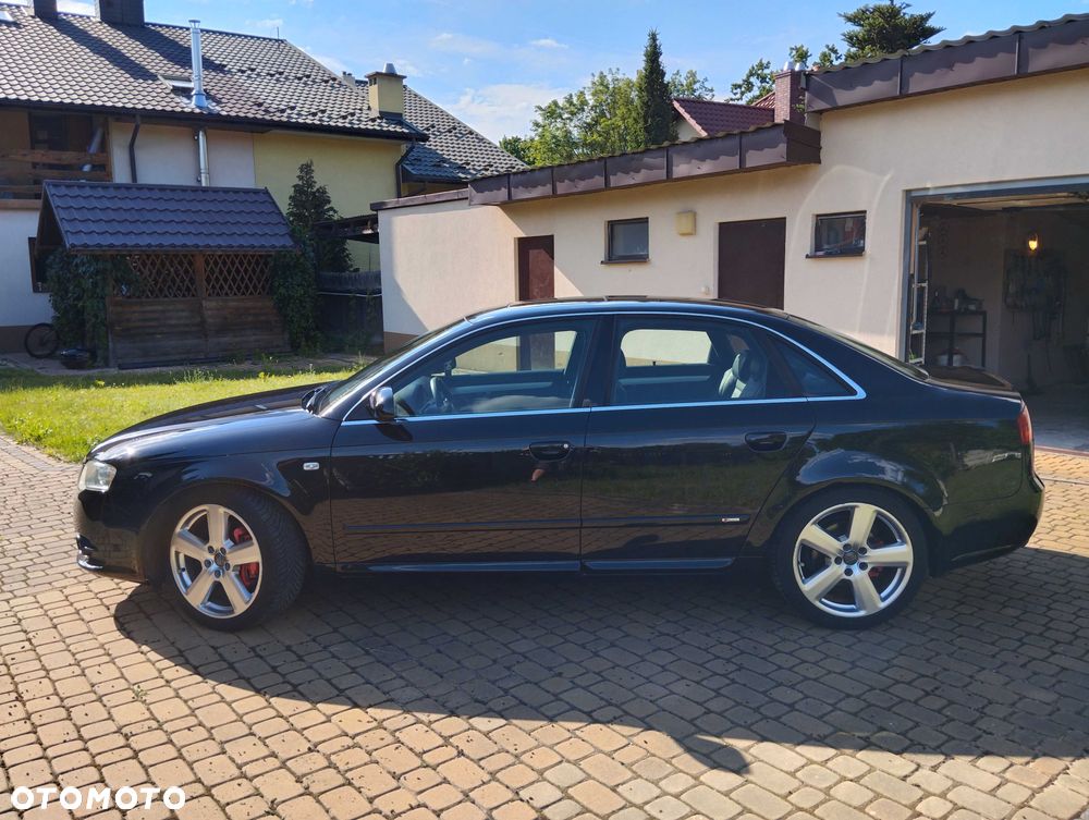 Audi A4 Limousine - 5
