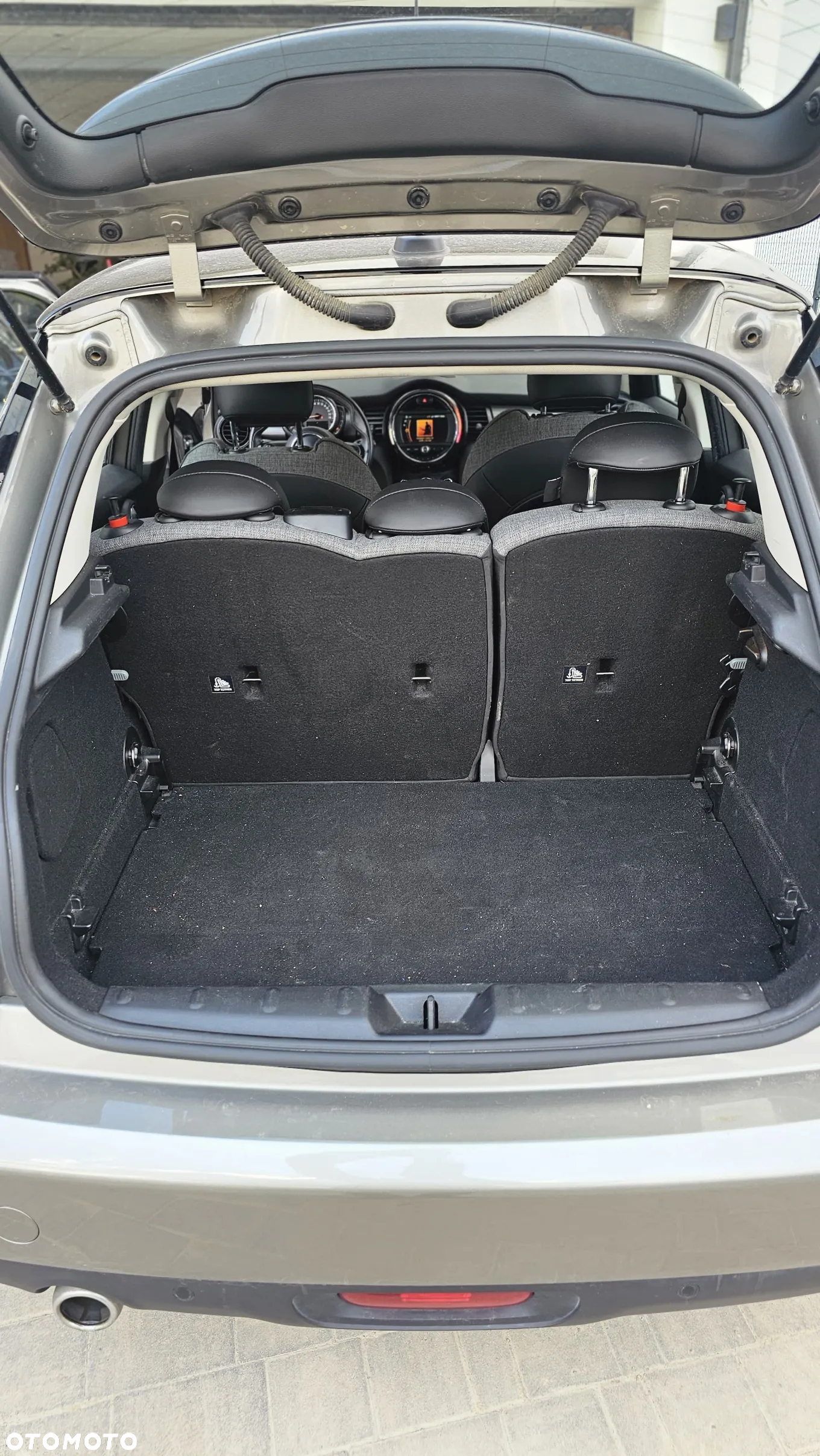 MINI Cooper Standard - 14