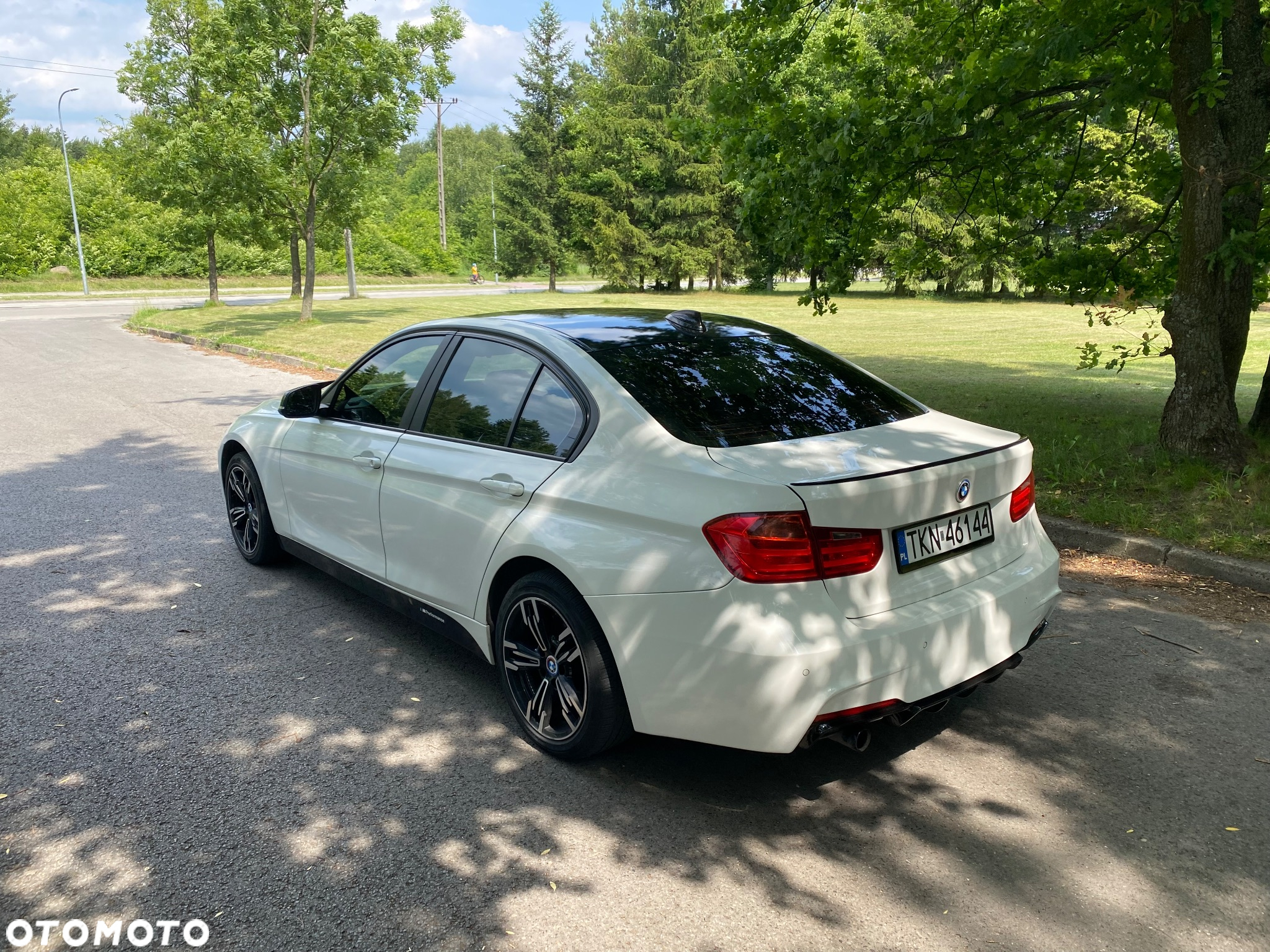 BMW Seria 3 320d Touring Luxury Line - 6