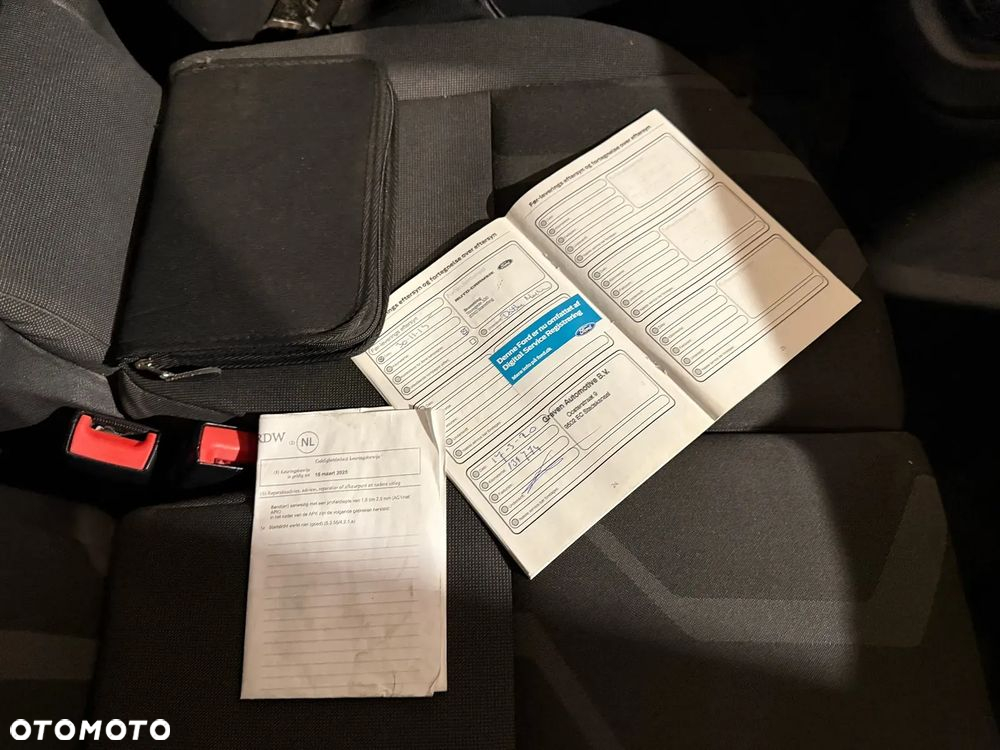 Ford Transit Connect - 6
