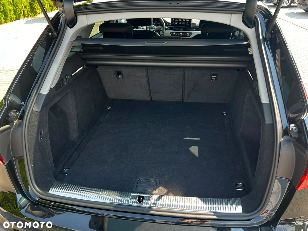 Audi A4 Avant 30 TDI S tronic - 15