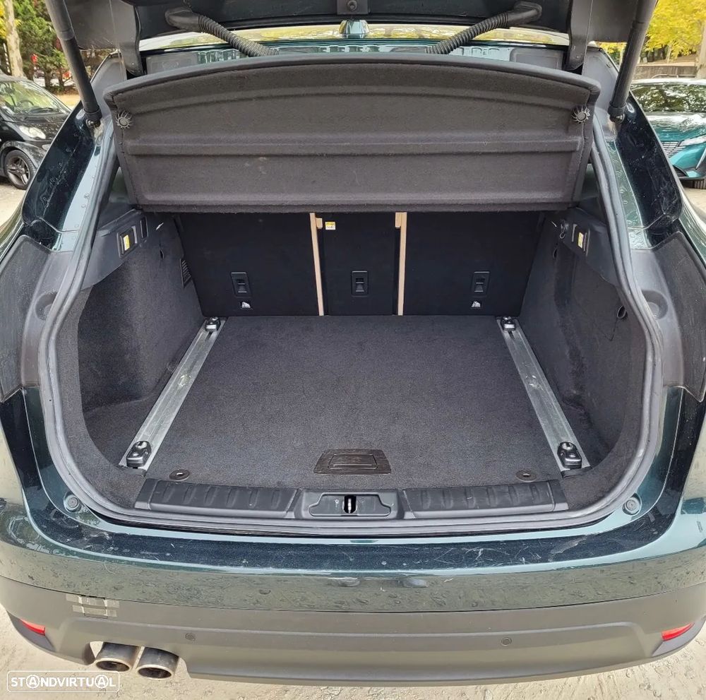 Jaguar F-Pace 2.0 i4D Prestige AWD Aut. - 12