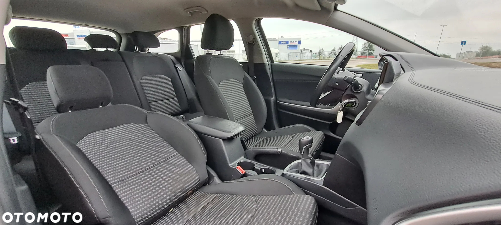 Kia Ceed 1.5 T-GDI M - 39