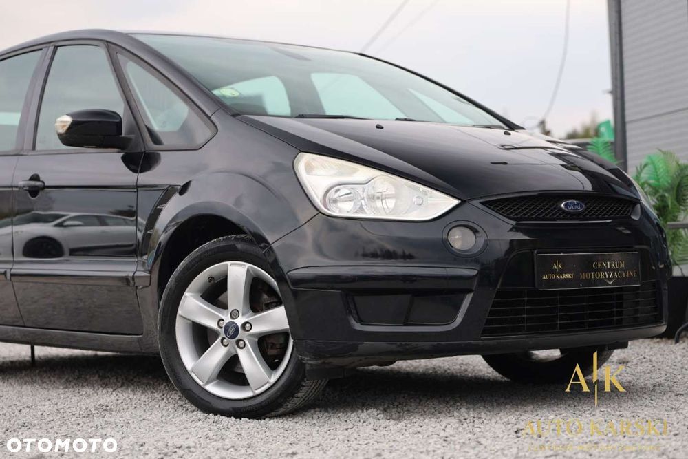 Ford S-Max - 14
