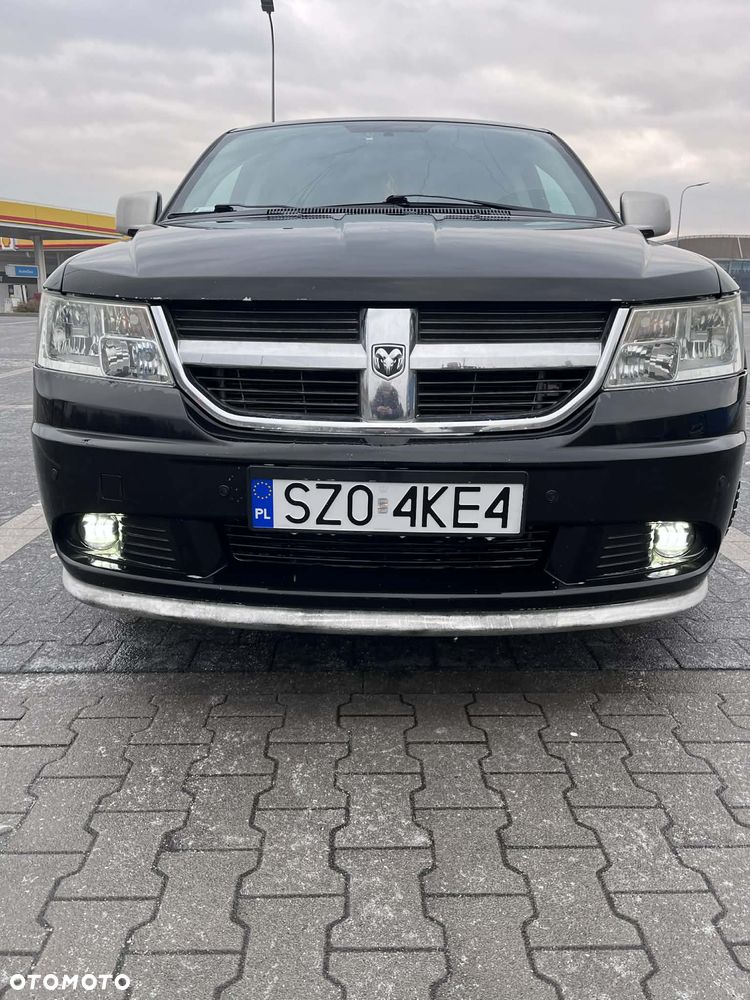 Dodge Journey - 1