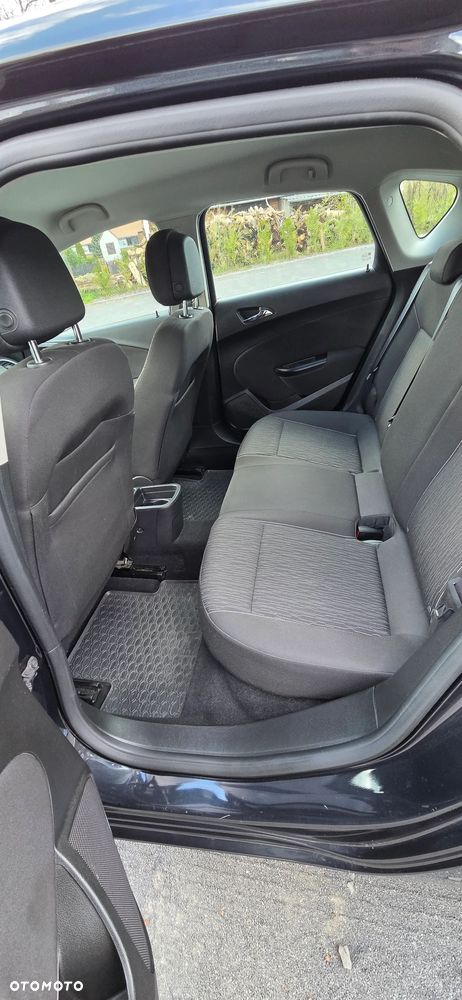 Opel Astra 1.4 Turbo Exklusiv - 10