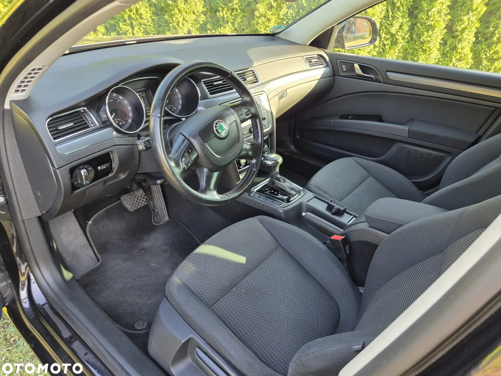 Skoda Superb 2.0 TDI Ambition DSG - 16