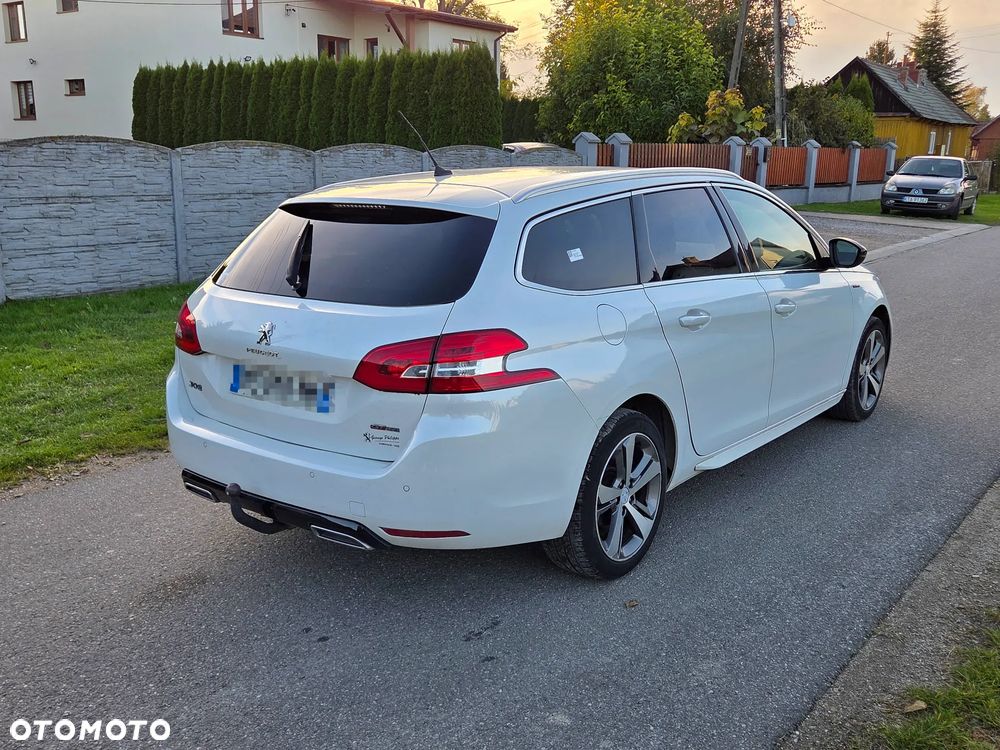 Peugeot 308 2015 photo 2