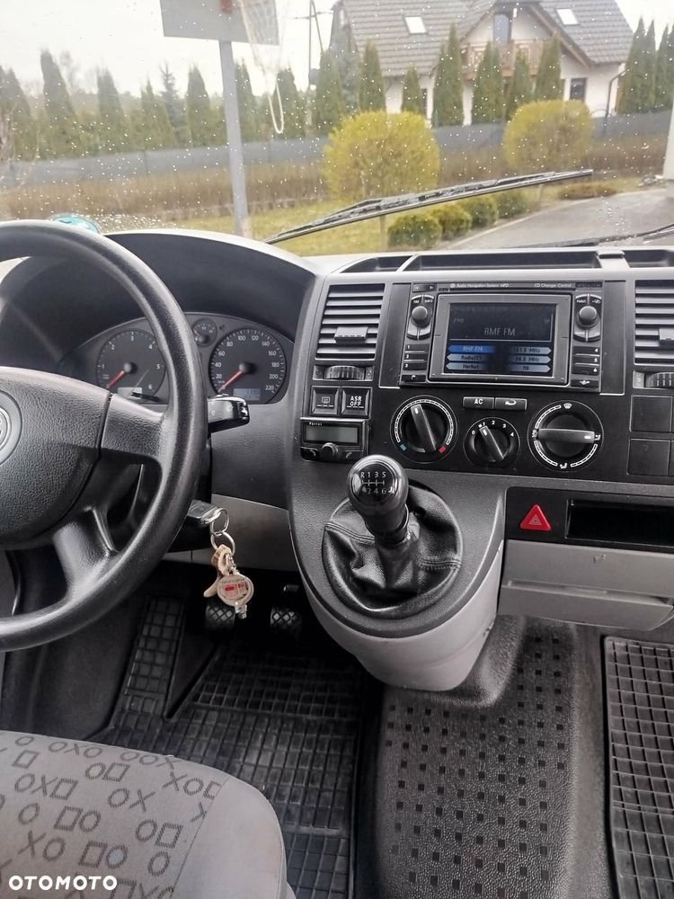 Volkswagen Transporter - 6