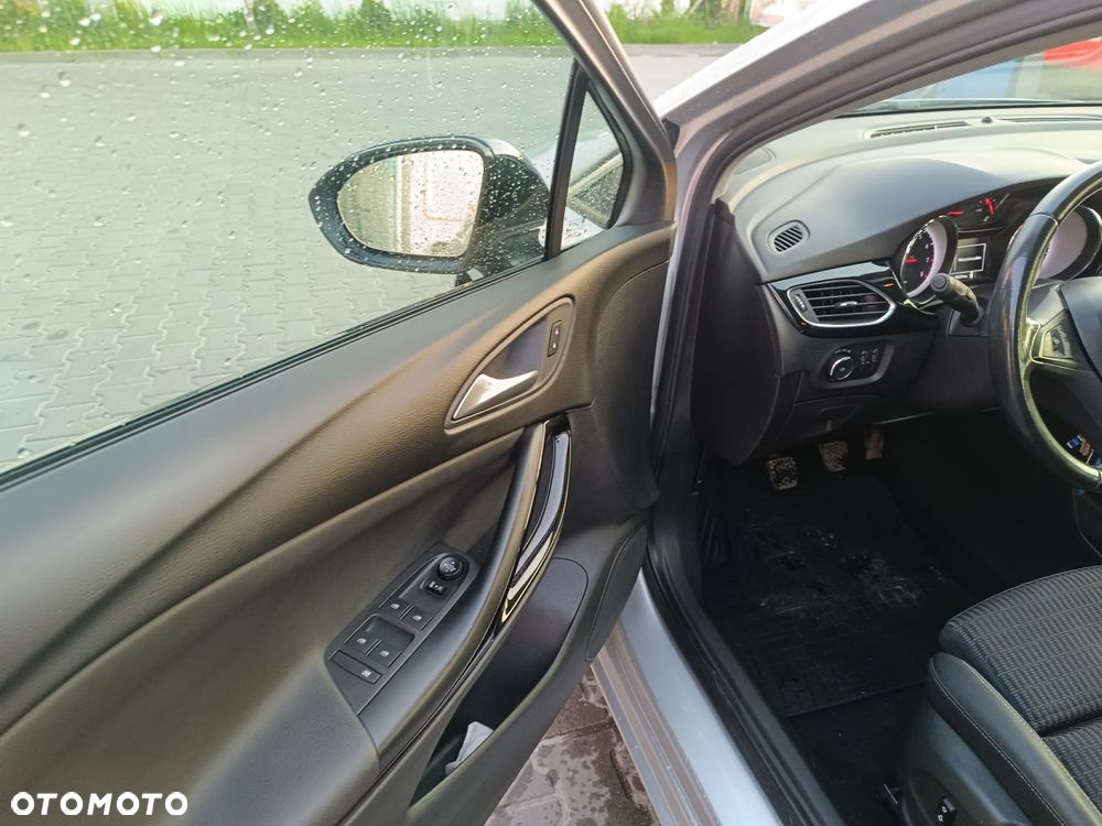 Opel Astra 1.2 T Business Elegance S&S - 19