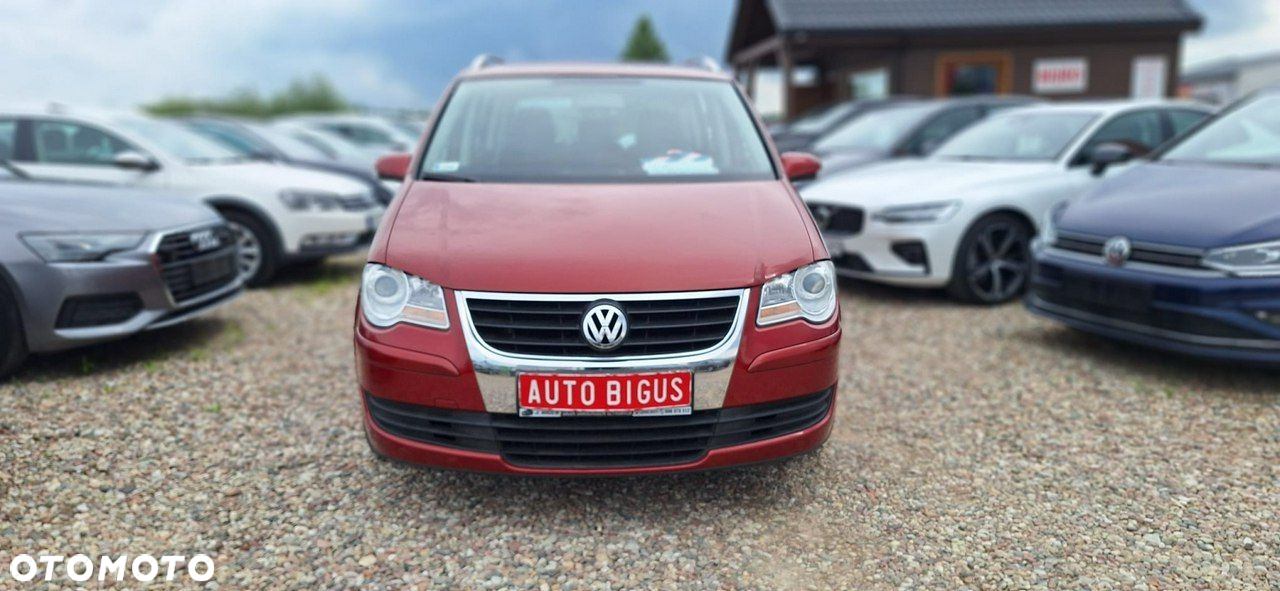 Volkswagen Touran - 2