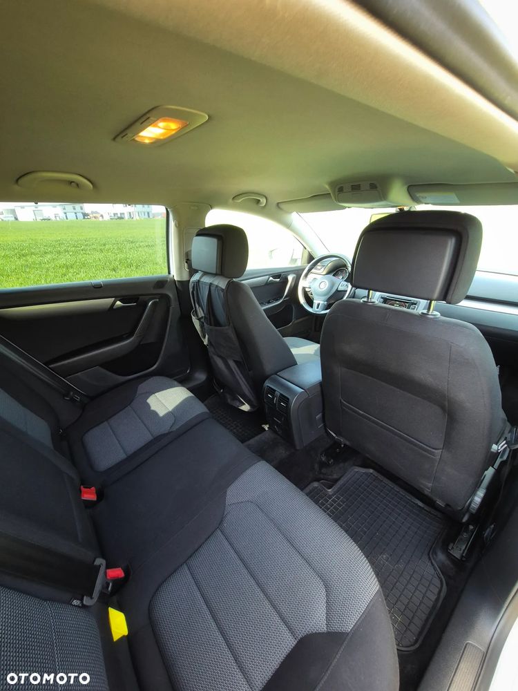 Volkswagen Passat 2.0 TDI Comfortline - 7