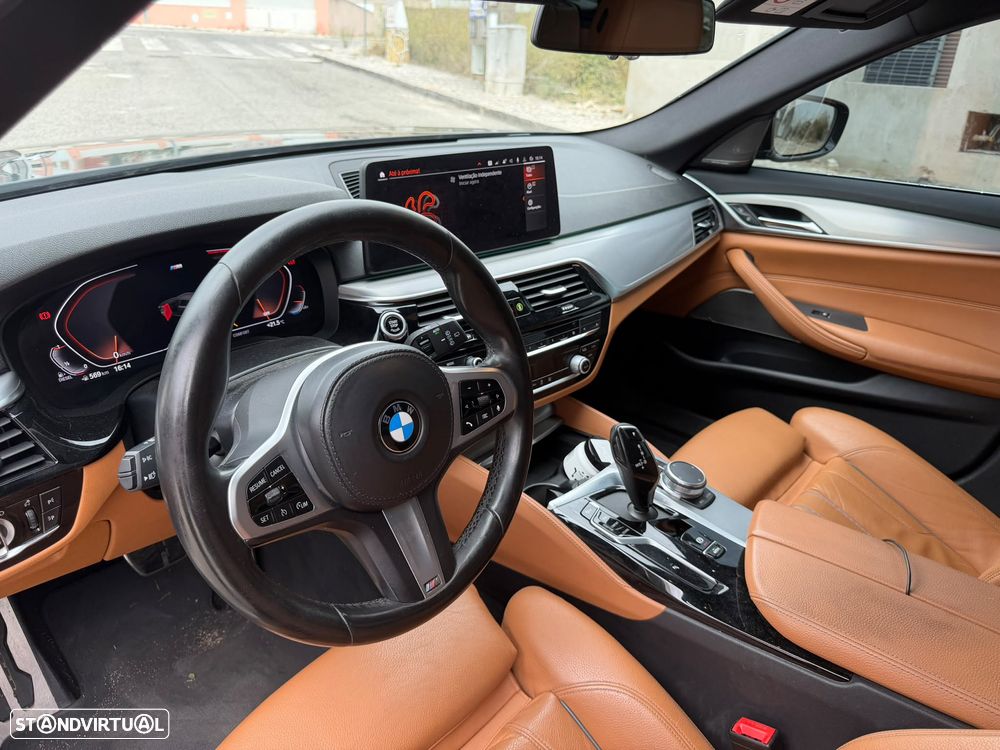 BMW 520 d Pack M Auto — fotografia 12