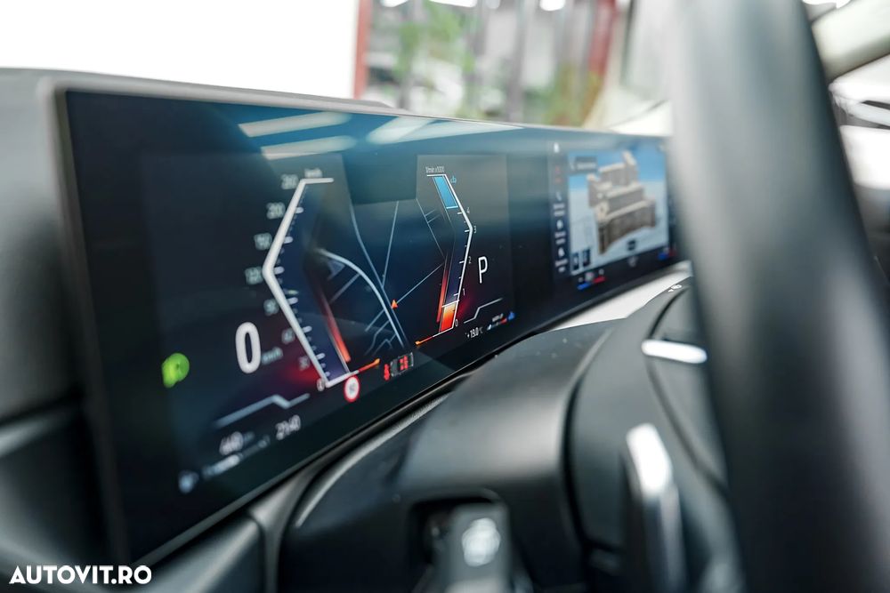 BMW Seria 3 320d Aut. - 33